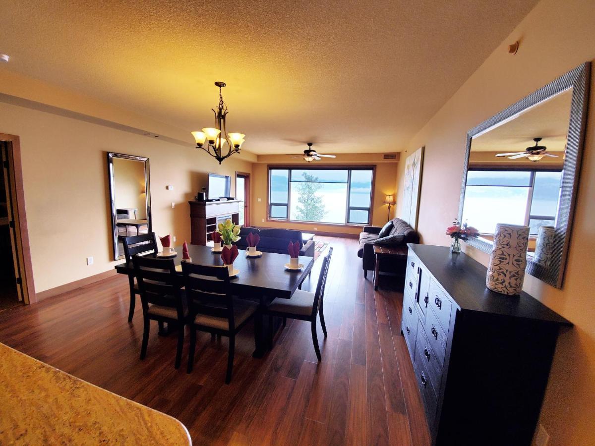 Cozystay Signature Lake Okanagan Resort Kelowna Exterior foto