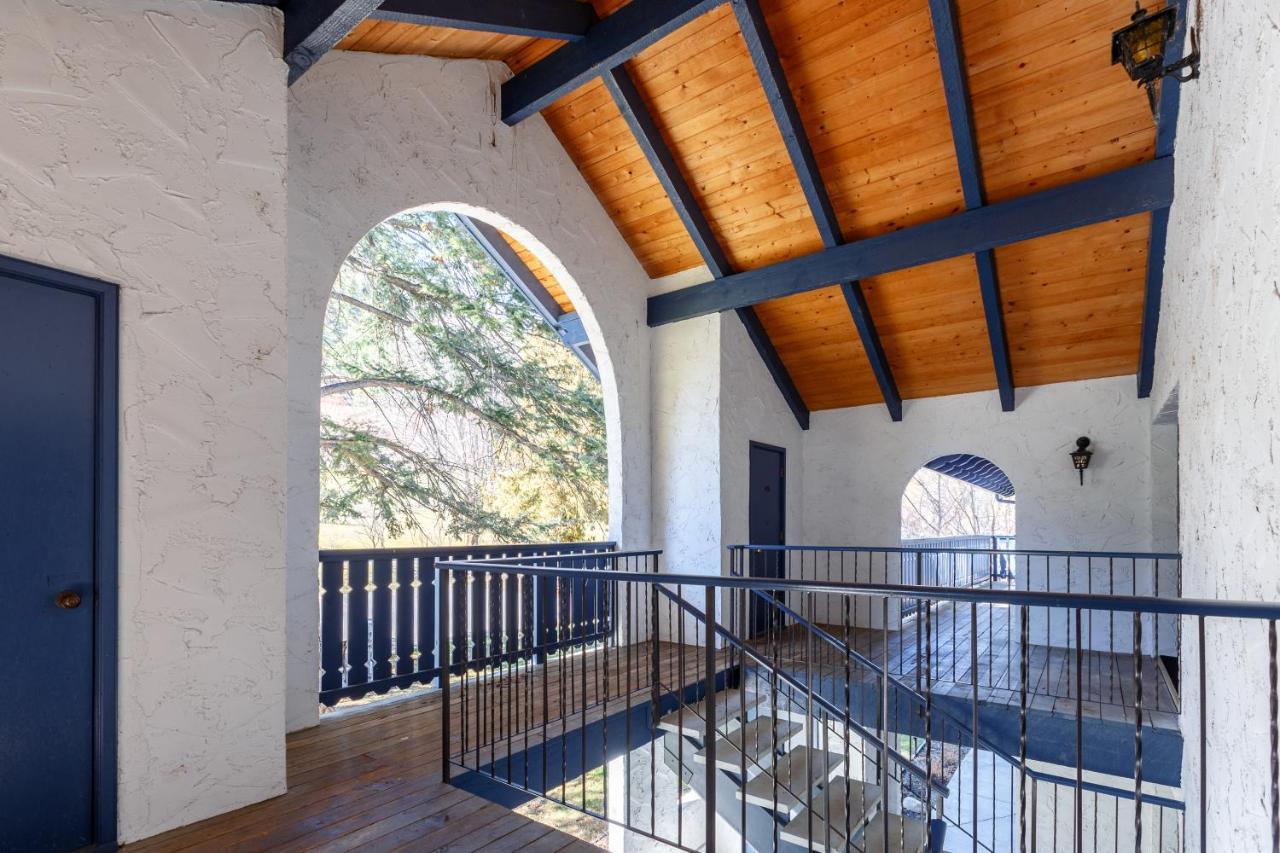 Cozystay Signature Lake Okanagan Resort Kelowna Exterior foto